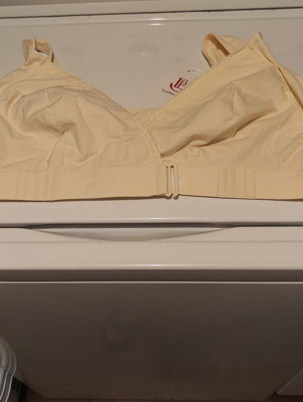 Ladies Seamless Wireless Bra - Cream